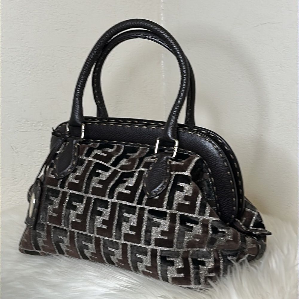 💯 Authentic Fendi Selleria Zucca Hsndbsg🍀 - Picture 4 of 16